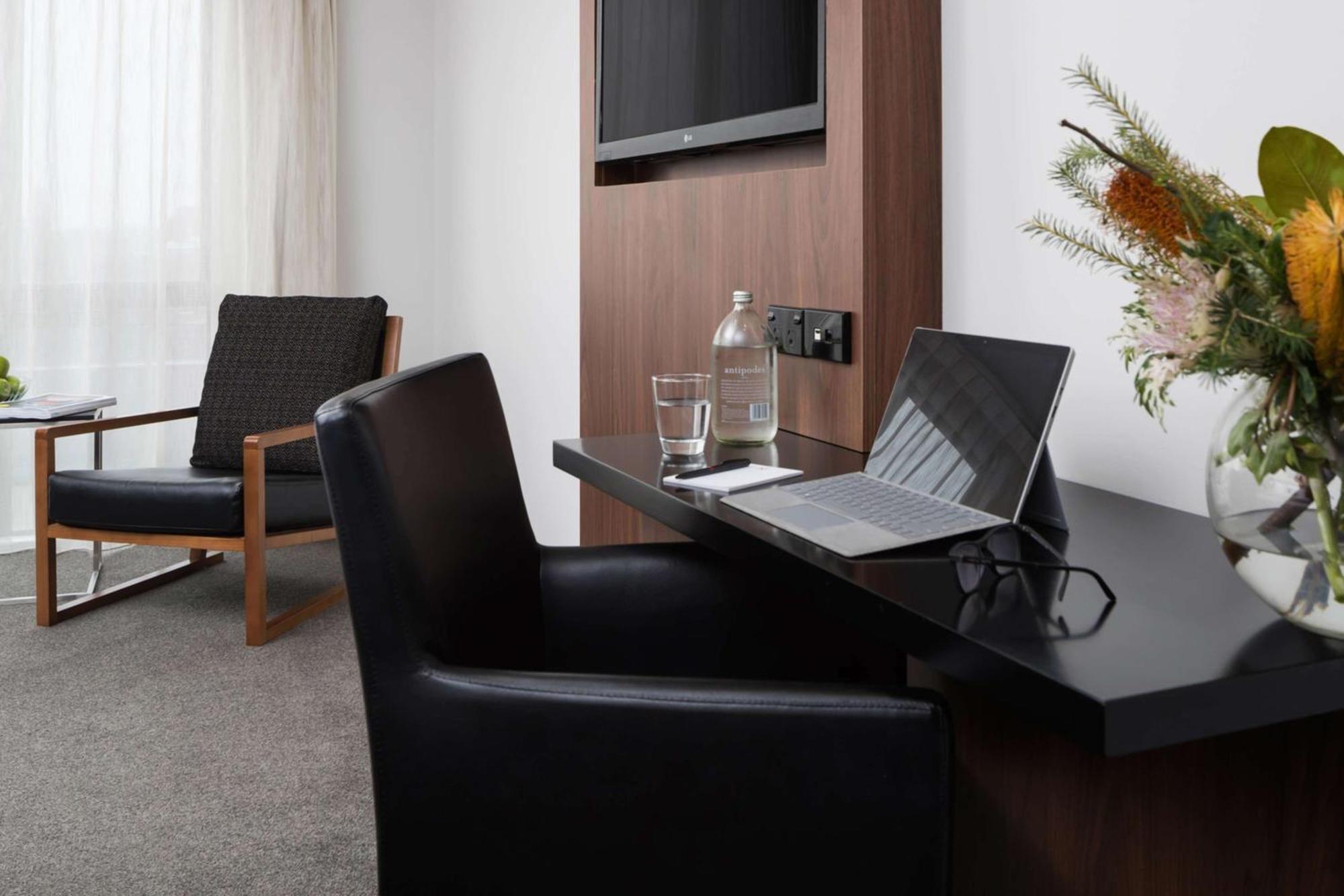 Rydges Latimer 4*