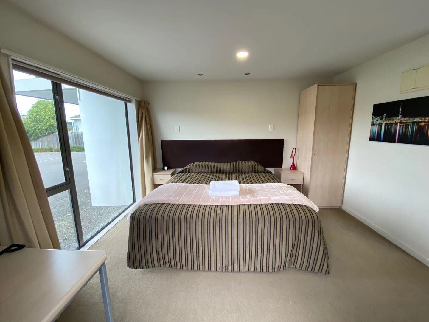 Alpha Motel