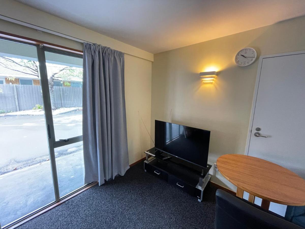 Park Motor Motel 4*