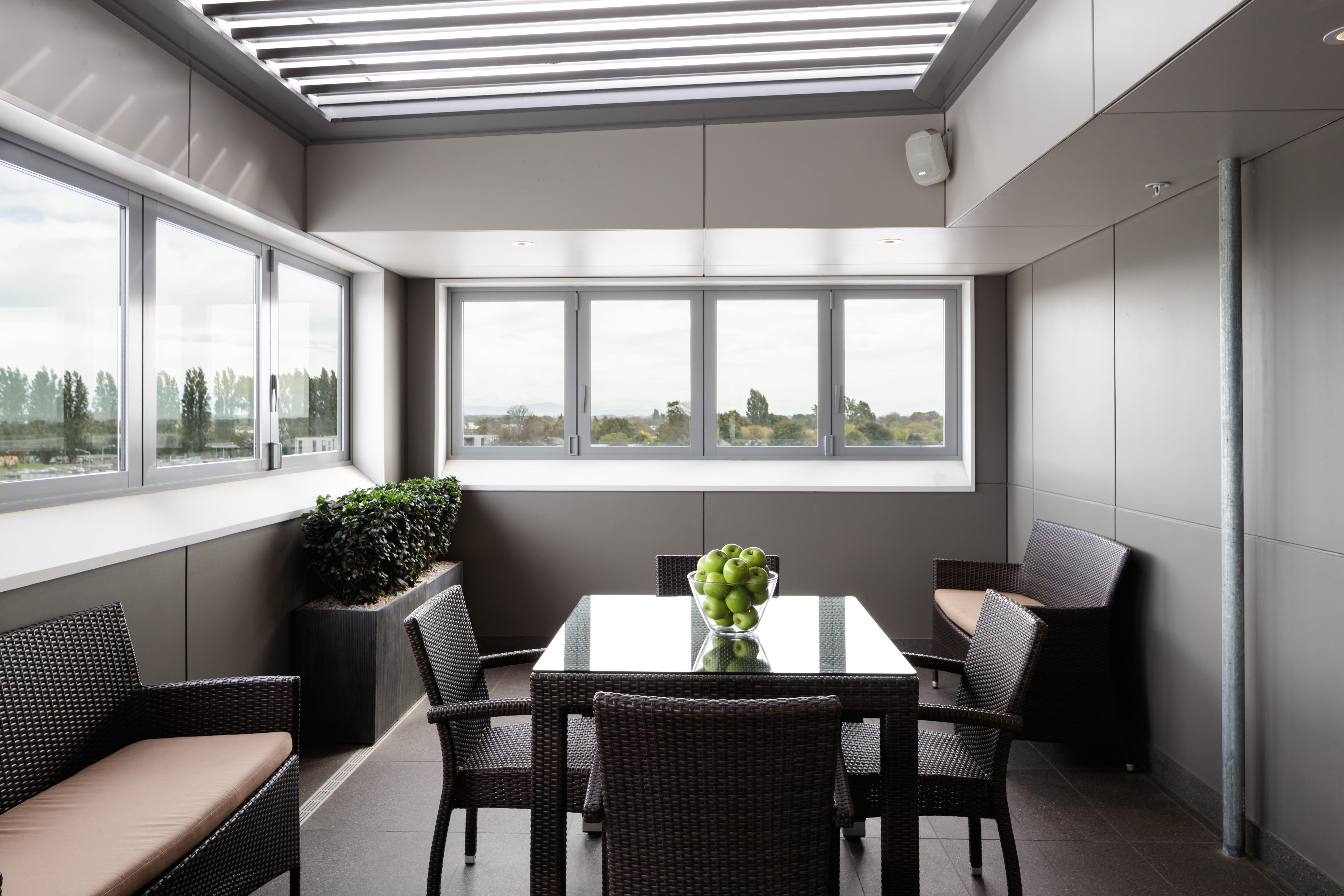 Rydges Latimer Hotel