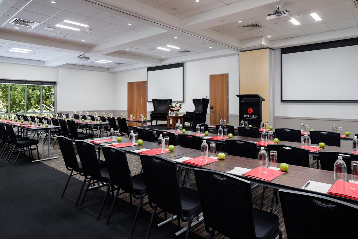Hotel Rydges Latimer 4*