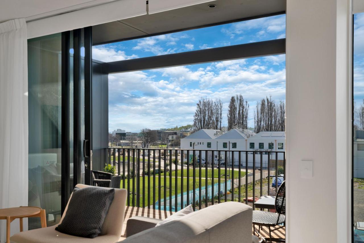 Floor Luxury W Sunny Balcony Apartment Christchurch