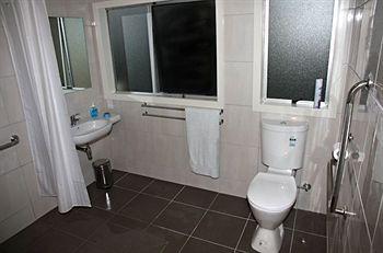 Haka Hostel *