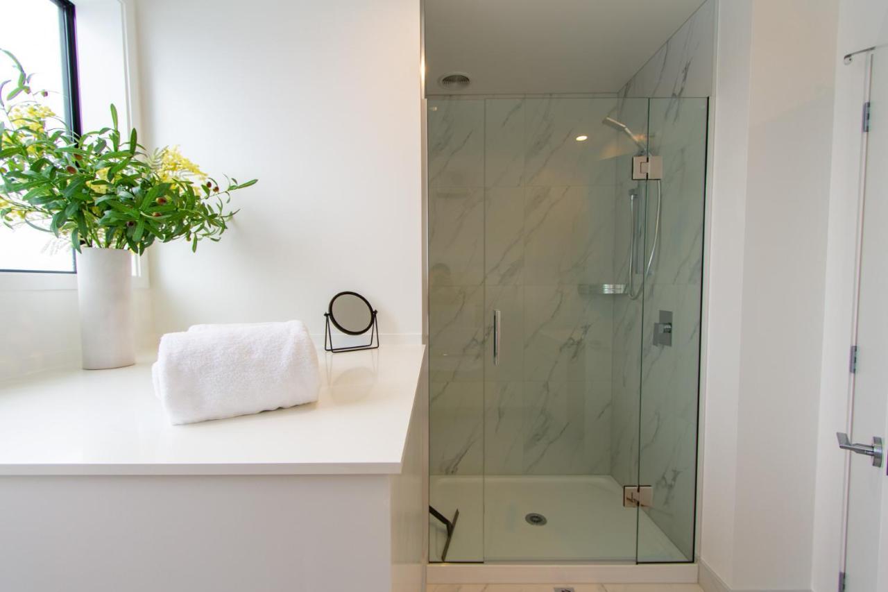 New Sophisticated City Pad *