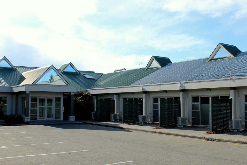 The Garden Hotel 3*