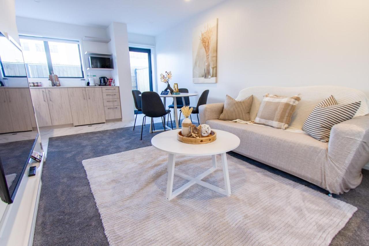 Stylish 2-bedroom Haven Next To Hagley Park Christchurch