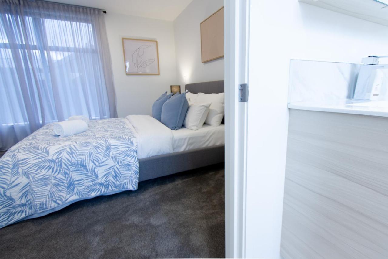 Apartment Stylish 2-bedroom Haven Next To Hagley Park