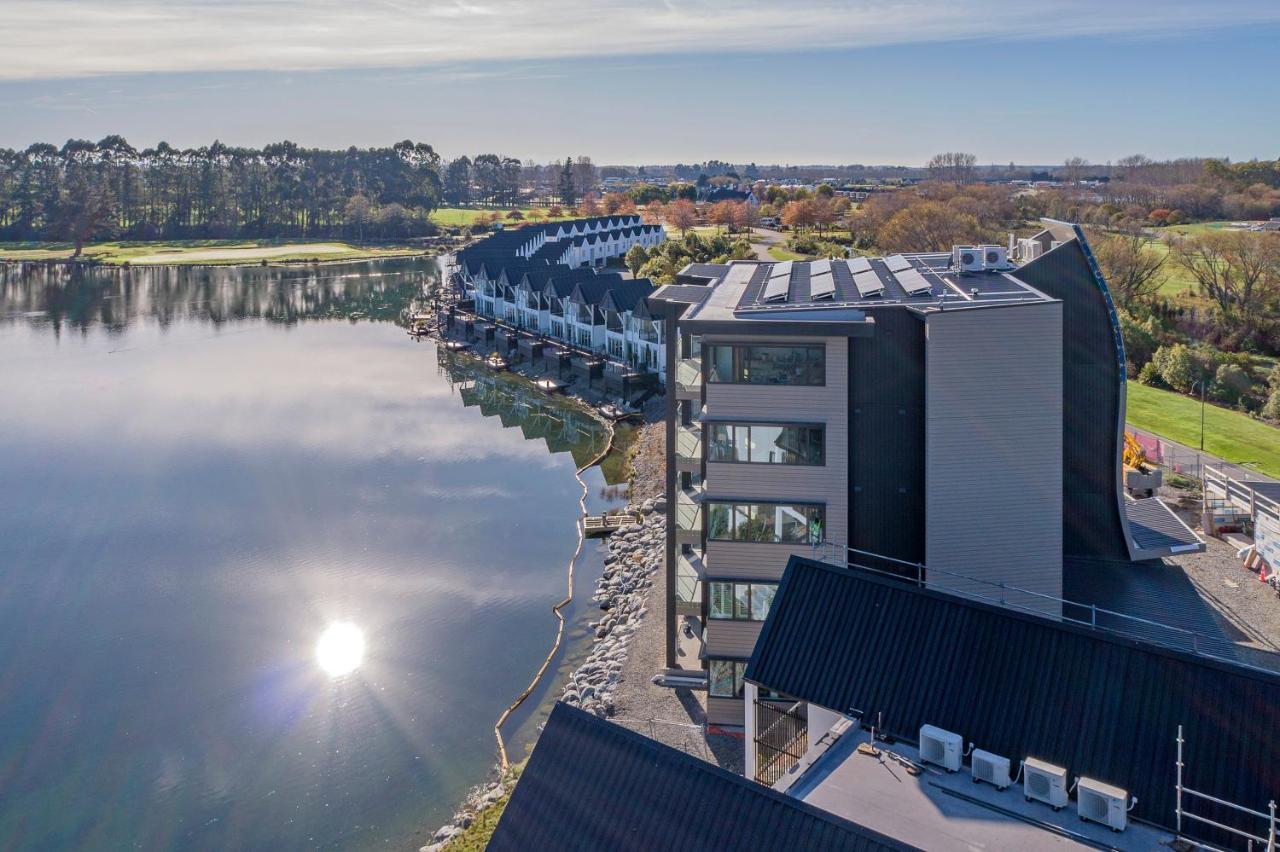 Clearwater Quays * Christchurch