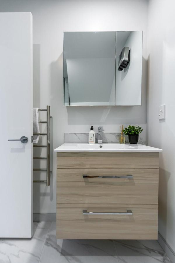 Apartment Indulge In Hagley Park 2 Bed 2 Bath Christchurch