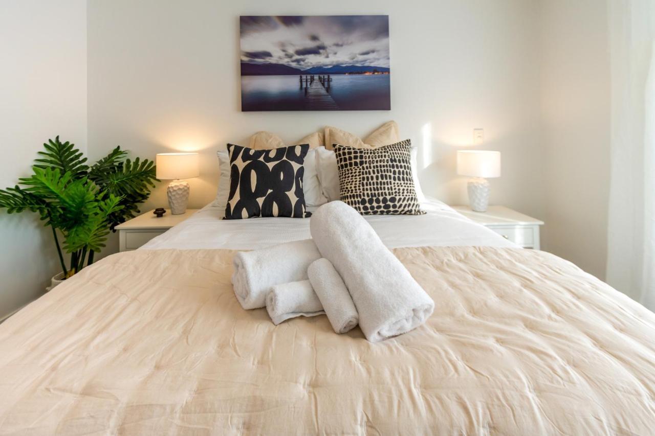 Indulge In Hagley Park 2 Bed 2 Bath Christchurch