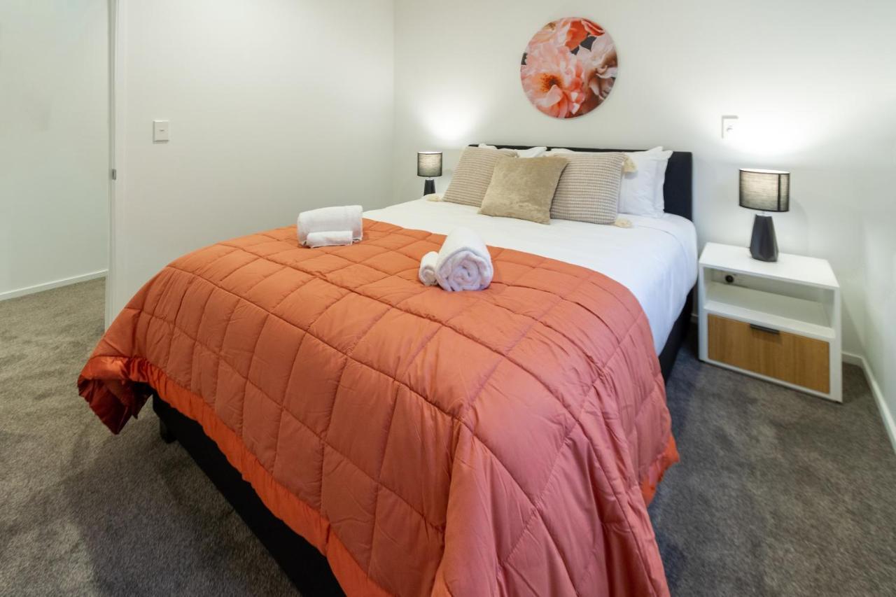 Modern City Living By Latimer Square, Cathedral *