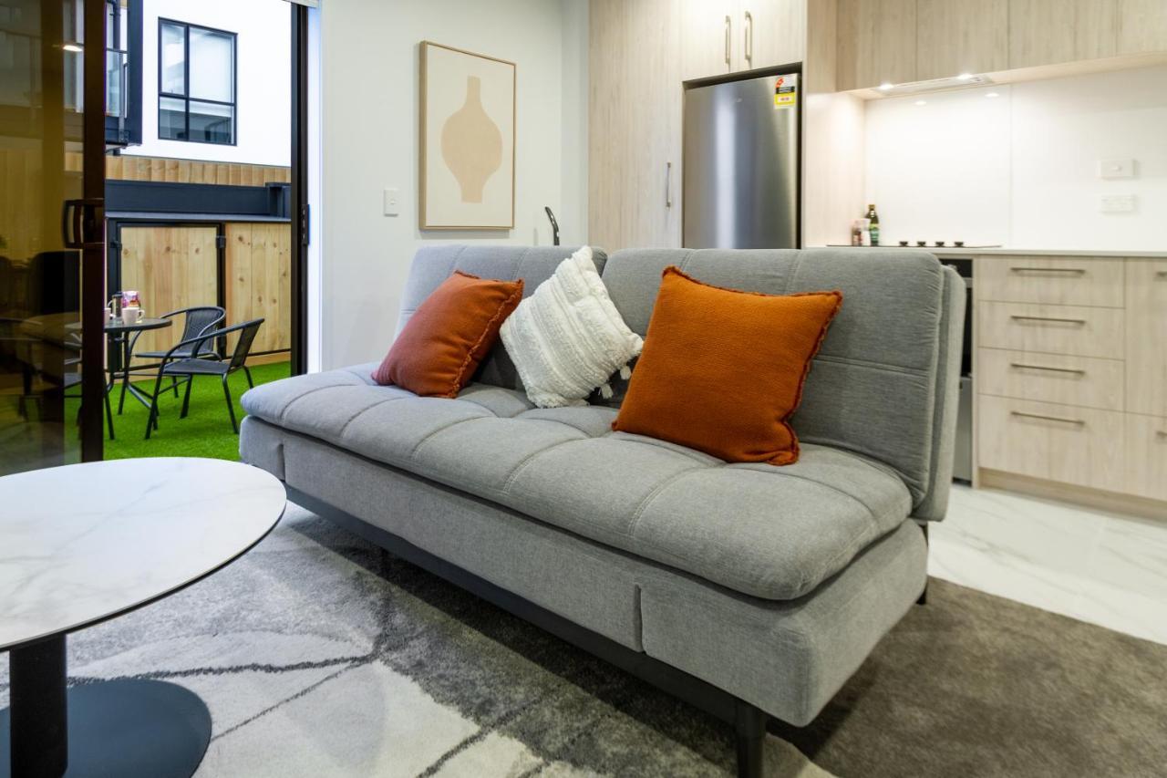 Modern City Living By Latimer Square, Cathedral Apartment *