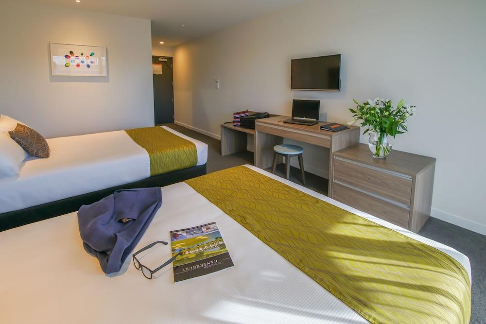 Sudima Airport 4*