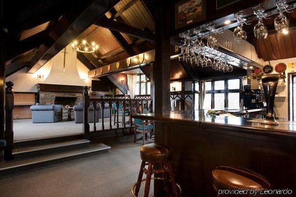 Scenic Cotswold Hotel 4*