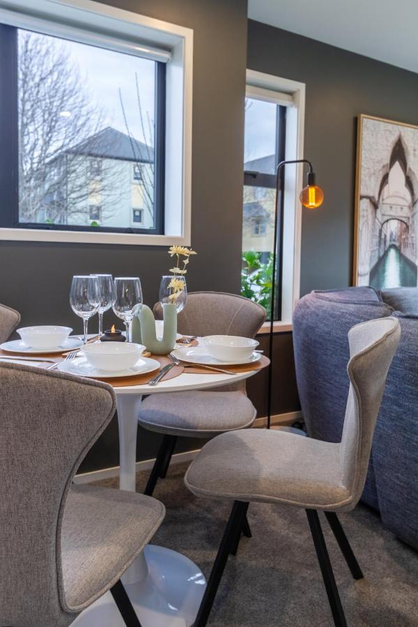 Art Deco 2 Bed By Latimer Square Apartamento *