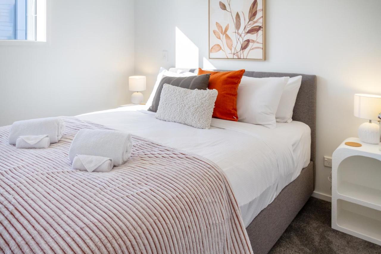 The Happy Hideaway 2 Bed 2 Bath