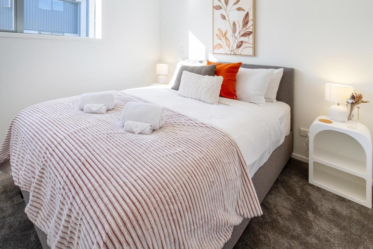 The Happy Hideaway 2 Bed 2 Bath *