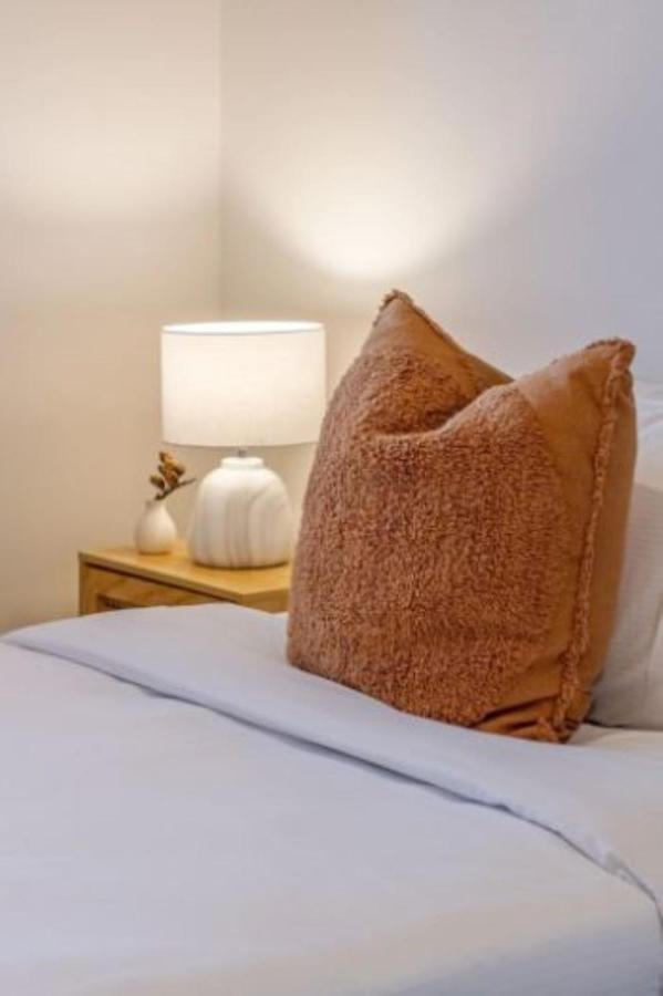 Front Abode- 2 Bed 2 Bath Apartamento
