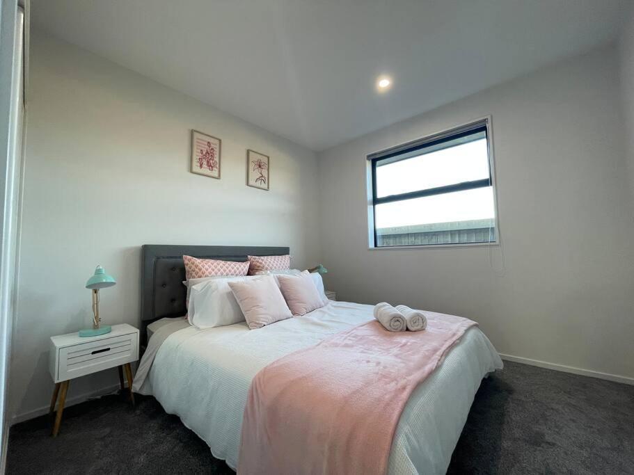 Casa de férias Luxury Brand New 4 Bedroom Family Retreat Christchurch