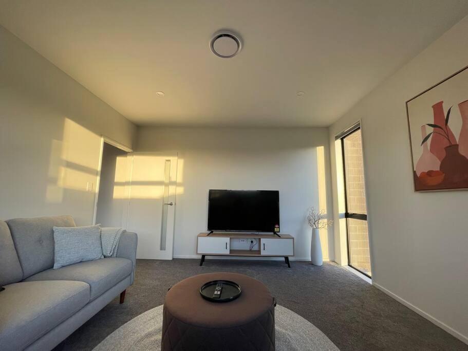 Casa de férias Luxury Brand New 4 Bedroom Family Retreat *