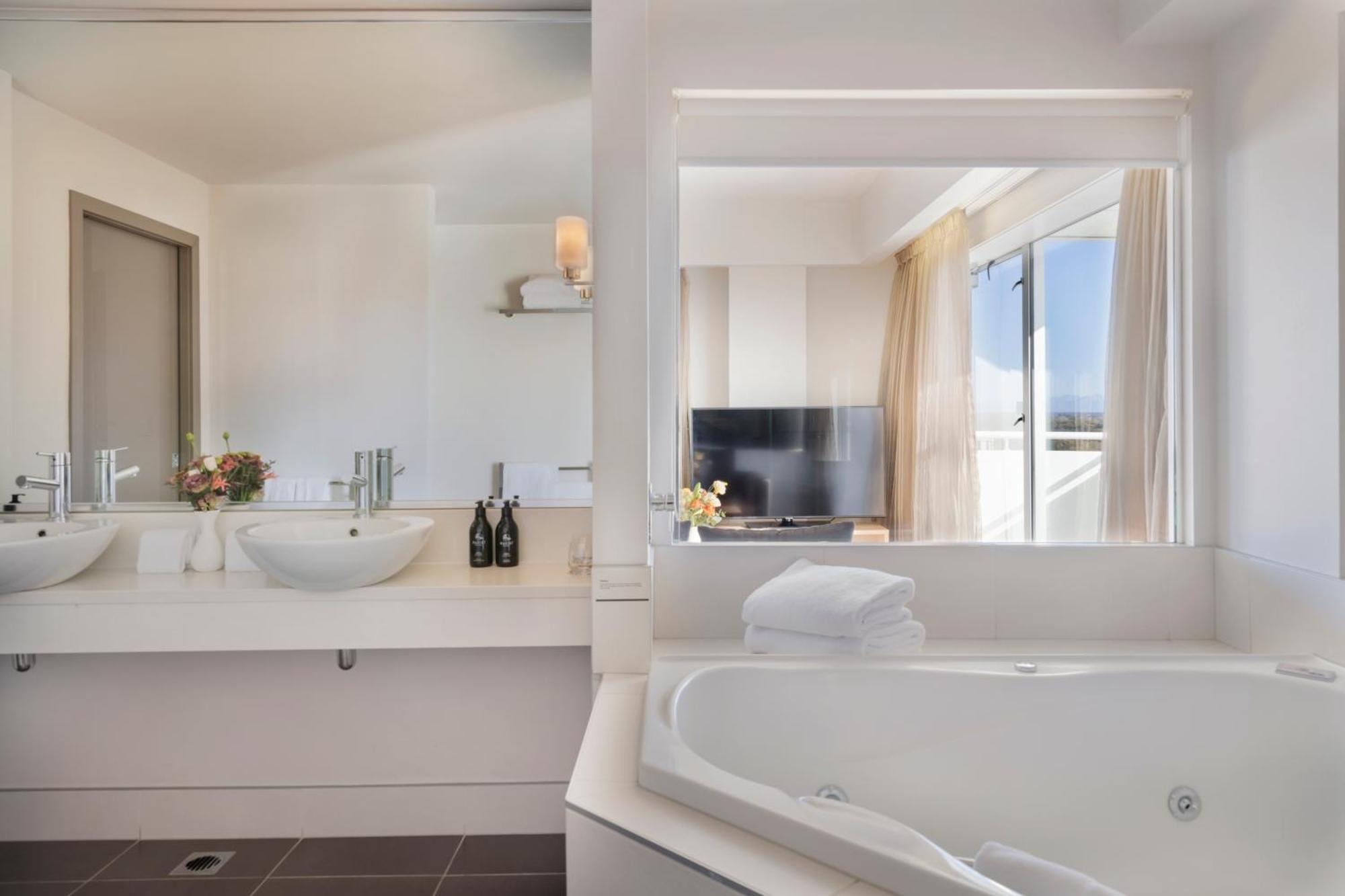 Fable 4* Christchurch