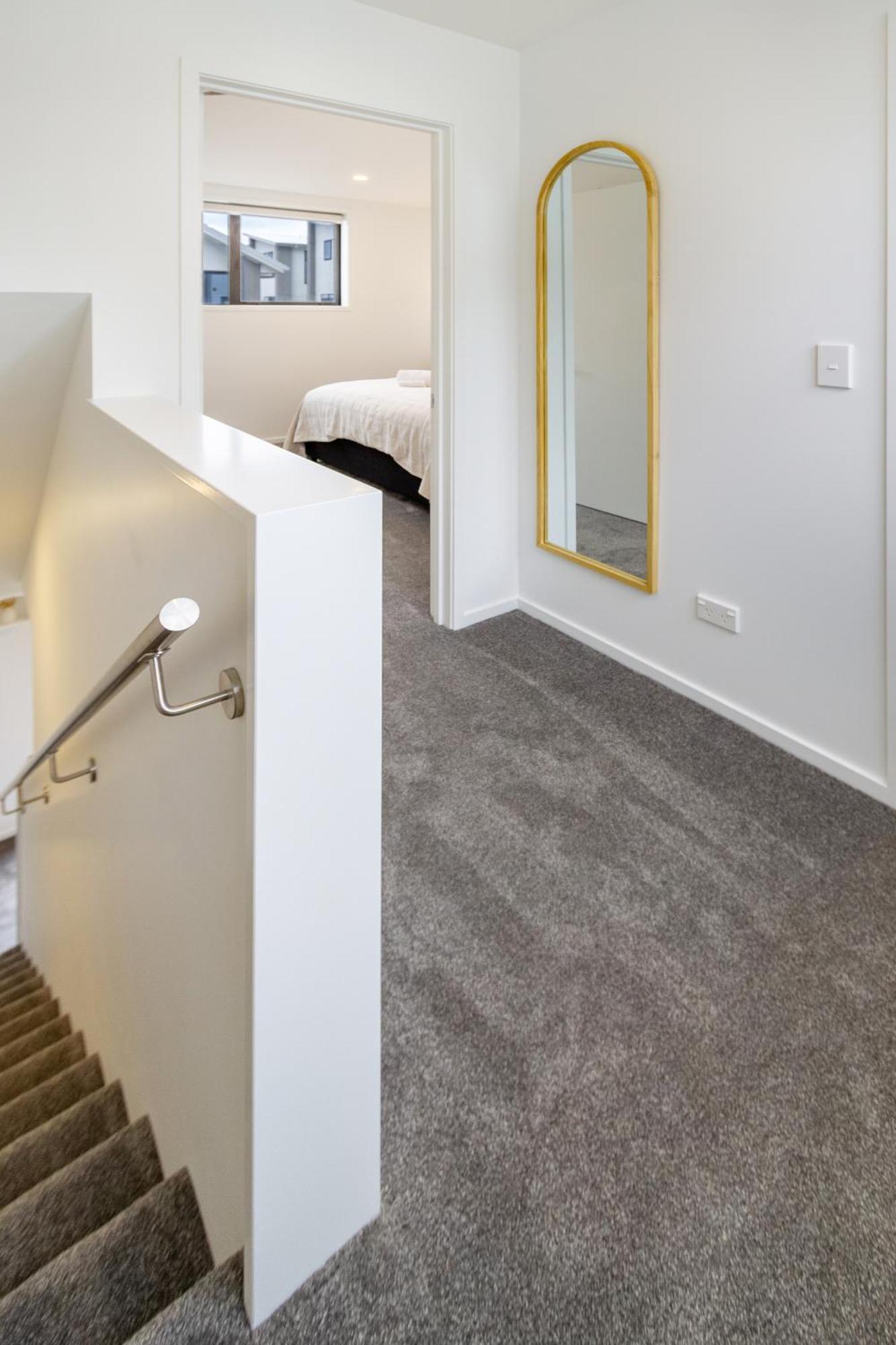 New Brighton Explore - King Bed And Sofa Bed Apartamento