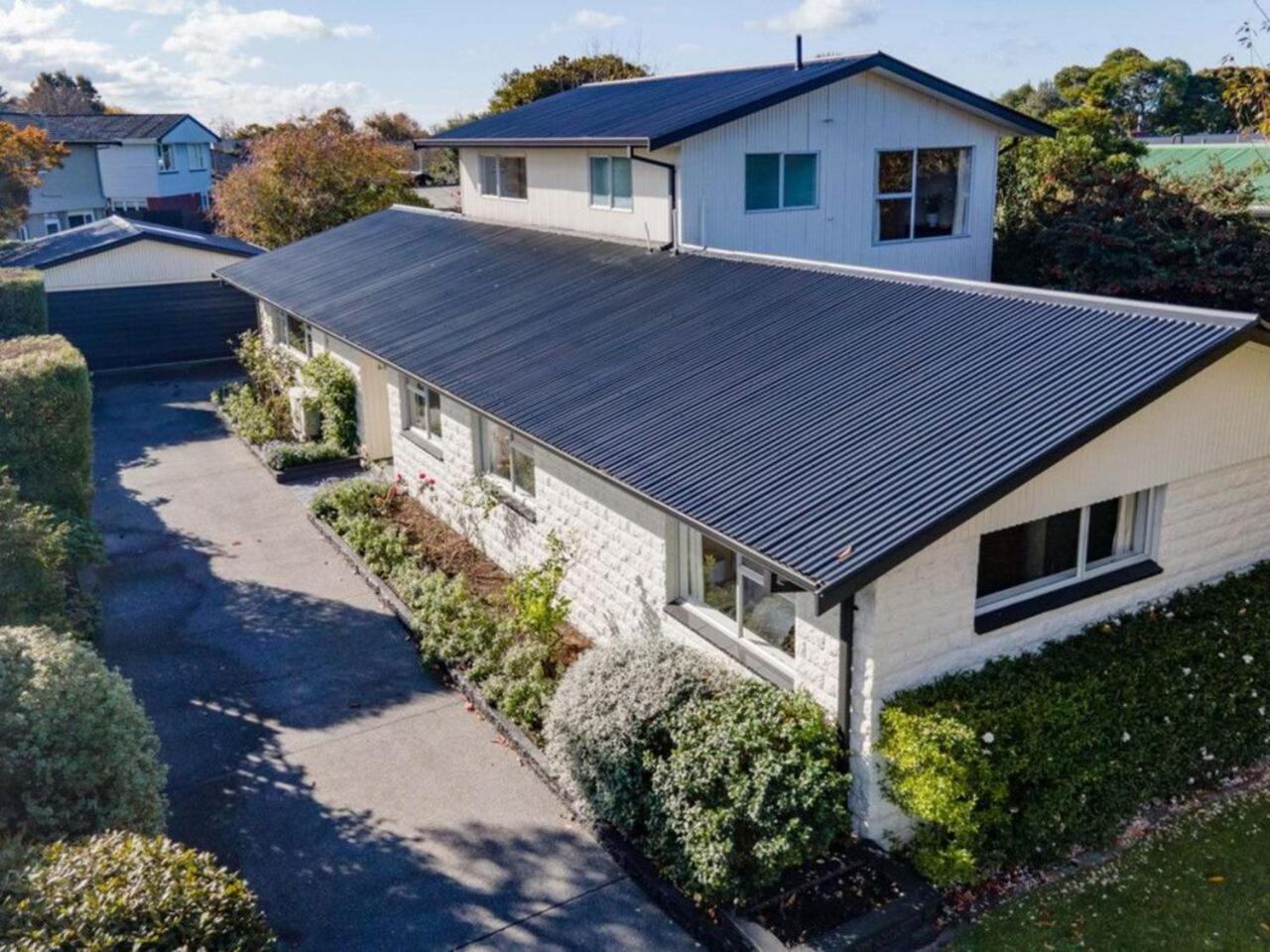 The Airport House * Christchurch