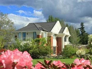 Shamrock Garden Airport 4*
