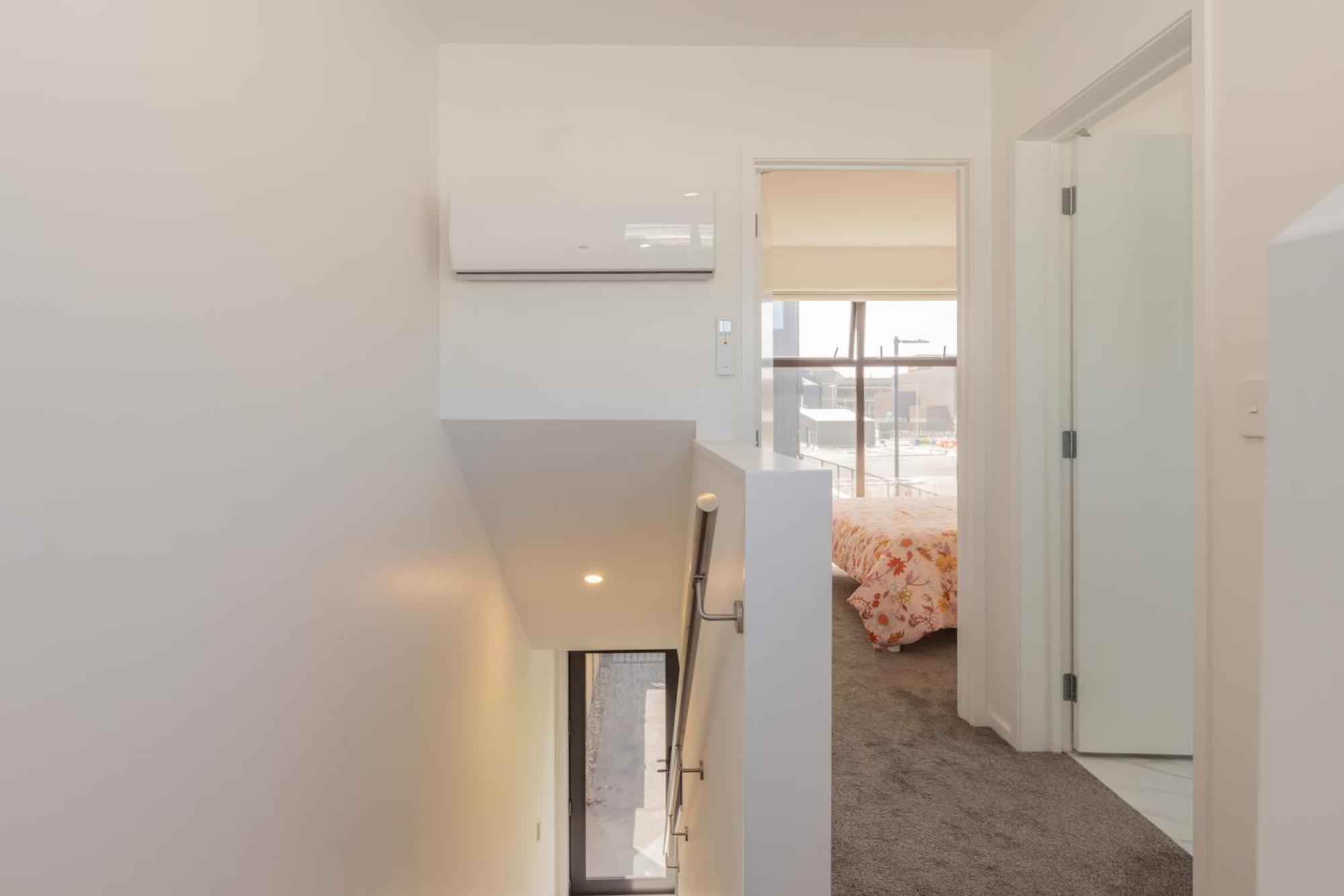 Luxury 2 Bedroom Townhouse By Hagley Park In Cbd Christchurch