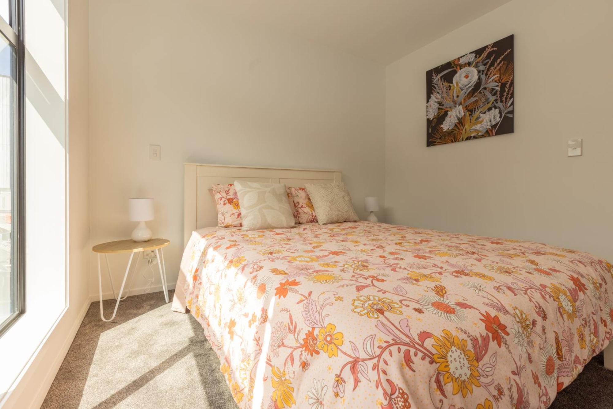 Luxury 2 Bedroom Townhouse By Hagley Park In Cbd Holiday home