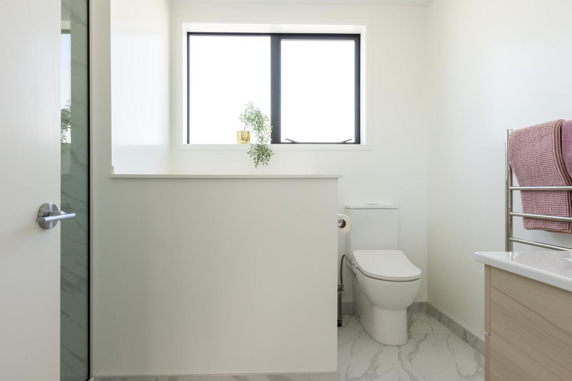 Holiday home Luxury 2 Bedroom Townhouse By Hagley Park In Cbd *