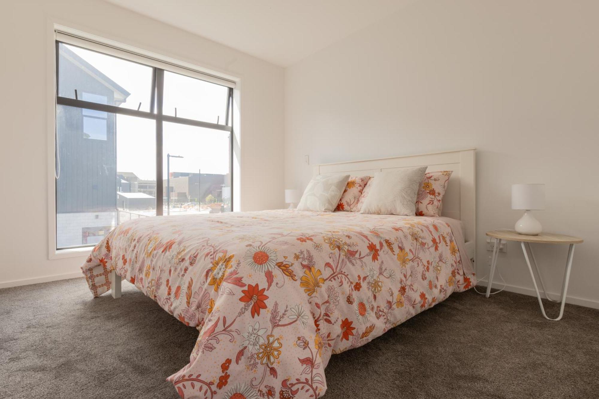 Luxury 2 Bedroom Townhouse By Hagley Park In Cbd *