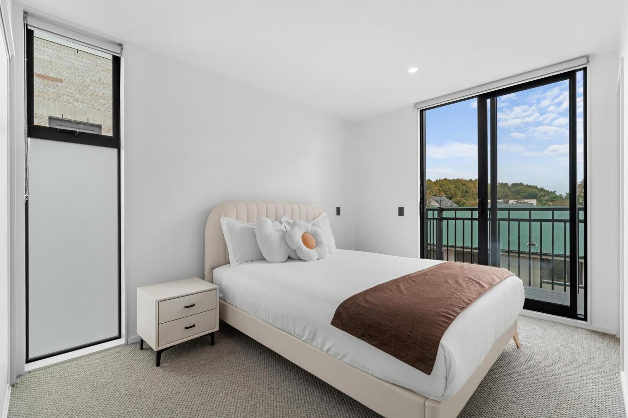 Modern Luxury Near Cbd 3bed 2bath *
