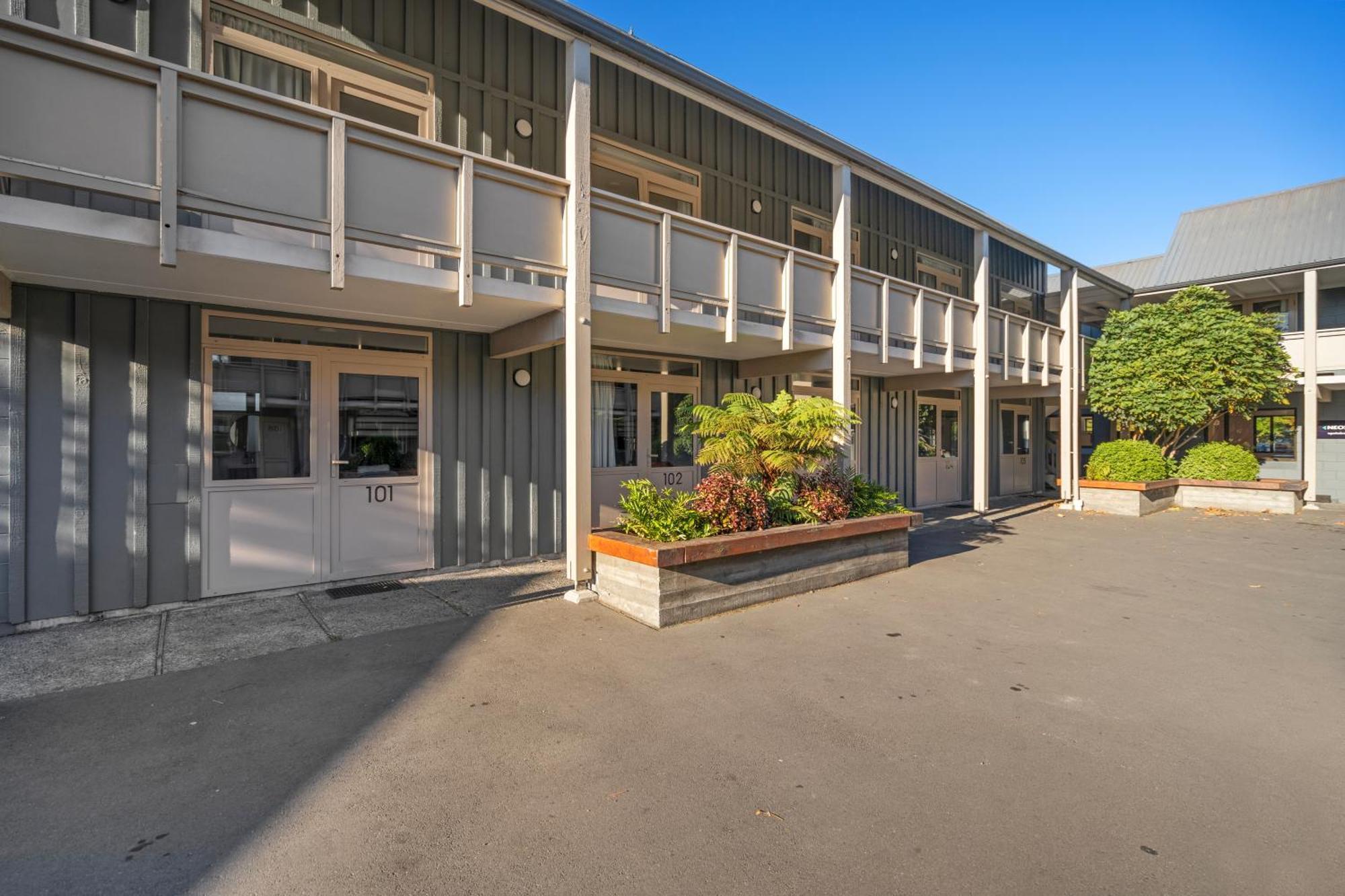 Tasman - 5* Christchurch