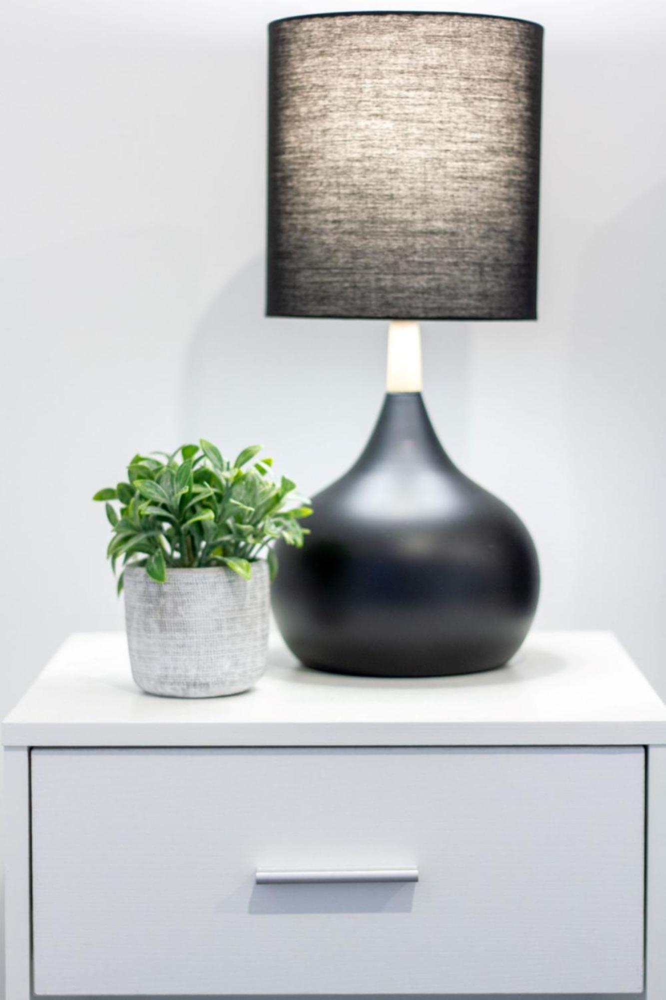 Stylish 2-bedroom Haven Next To Hagley Park Apartment Christchurch