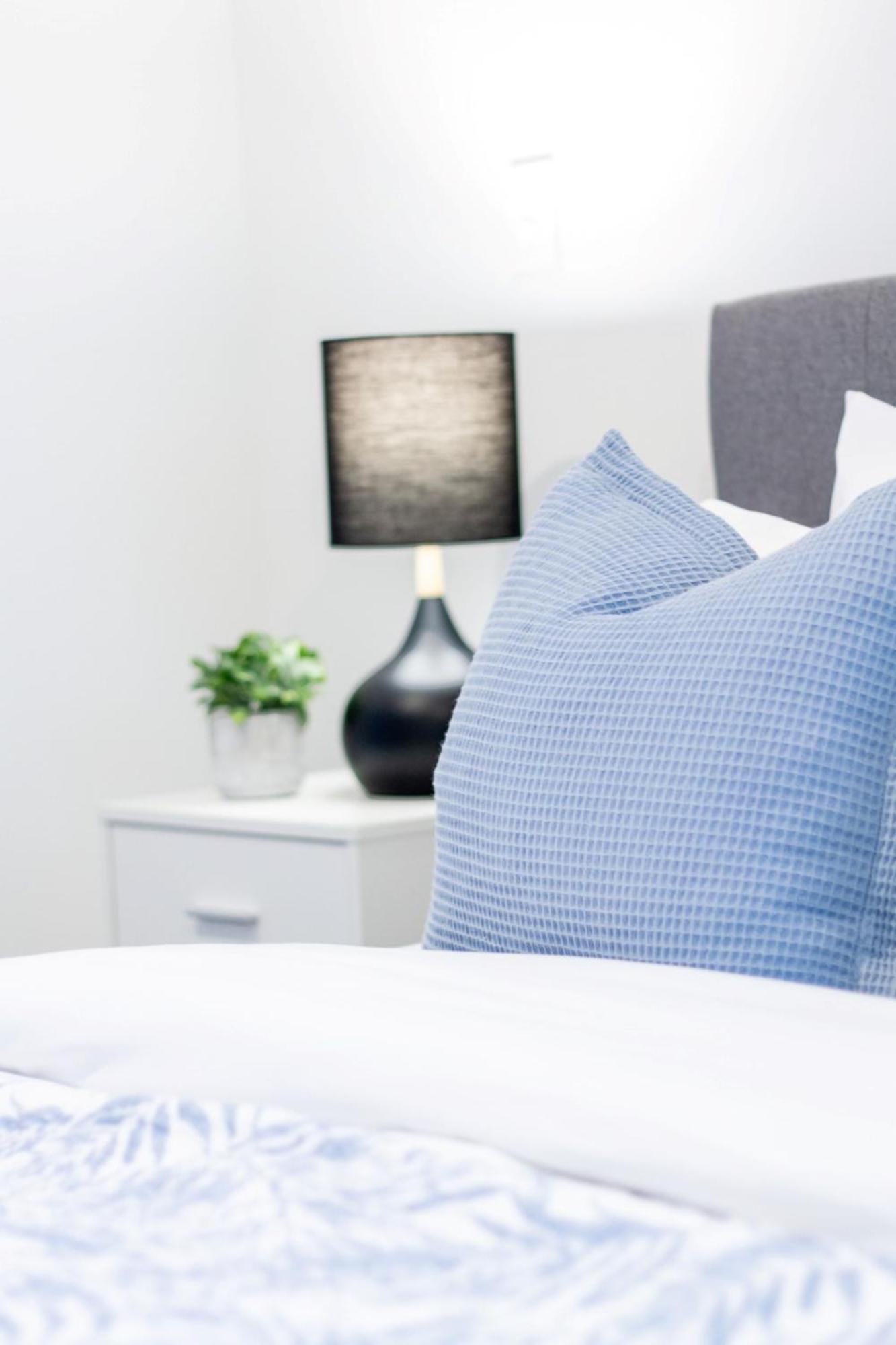Stylish 2-bedroom Haven Next To Hagley Park Christchurch