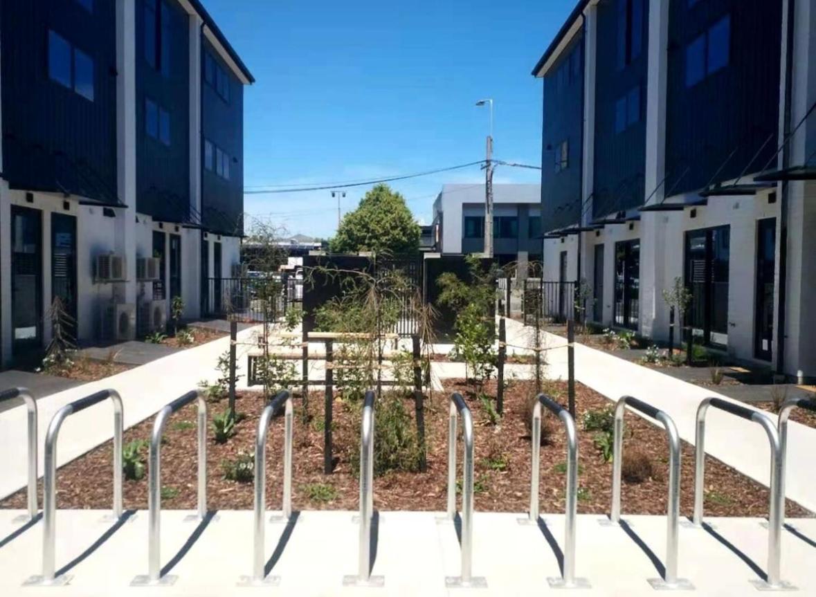 Apartment Luxury Brandy New 2bedrooms Heart Of Cdb Free Carpark
