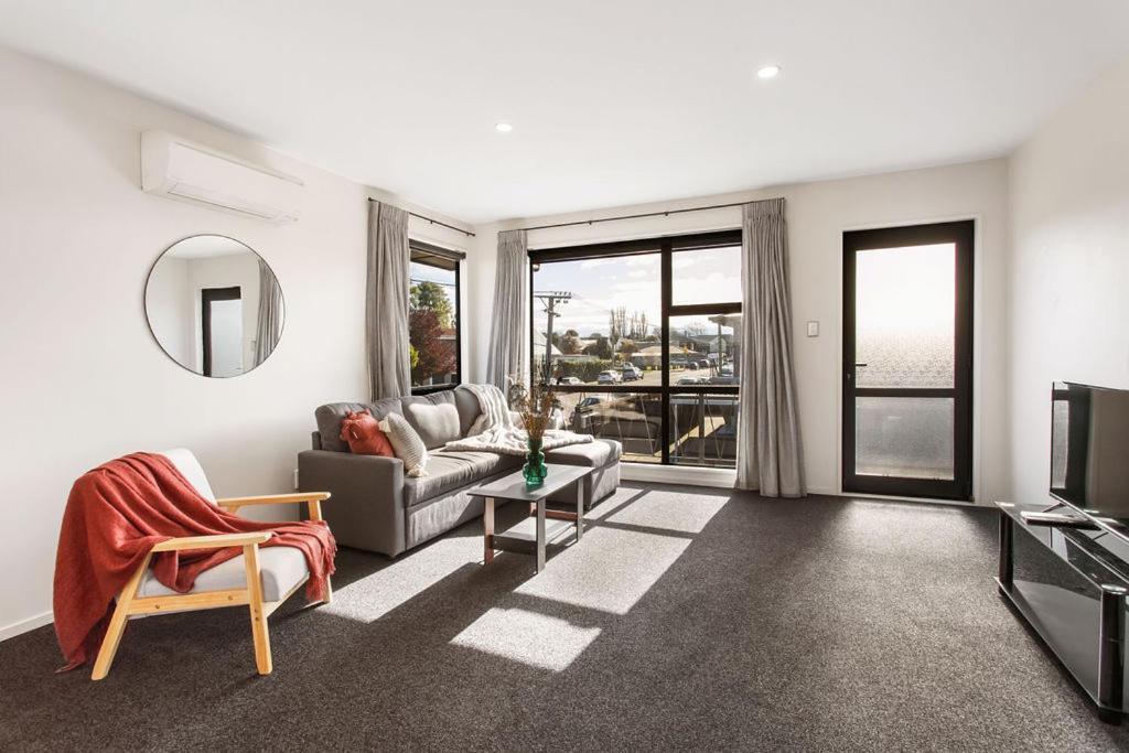 Honey For The Money Warm Sunny 10 Mins Cbd Apartment Christchurch