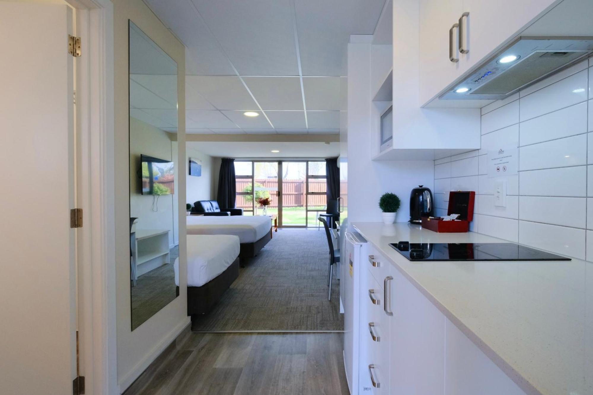 The Garden Hotel 3*