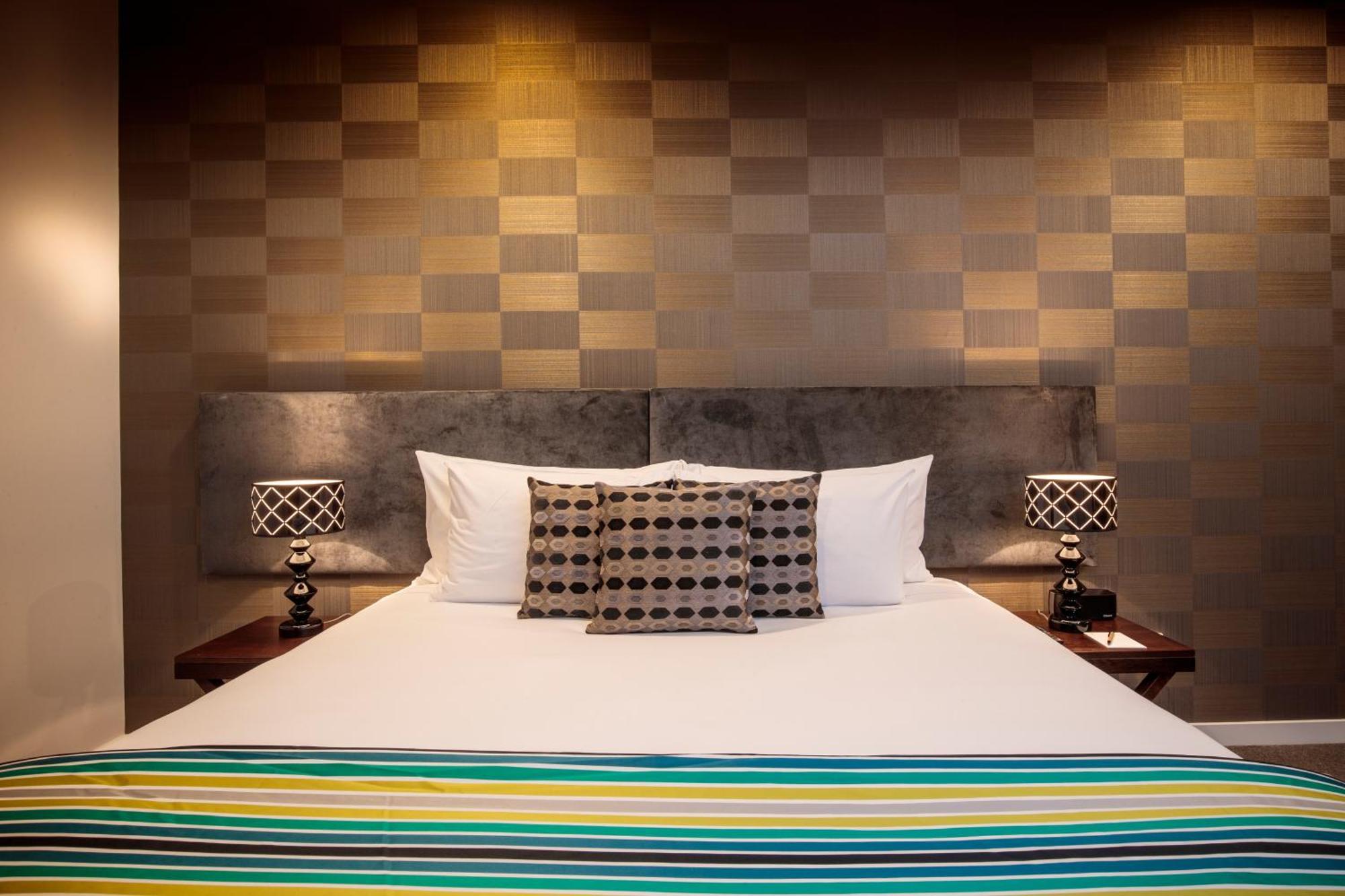 Hotel 115