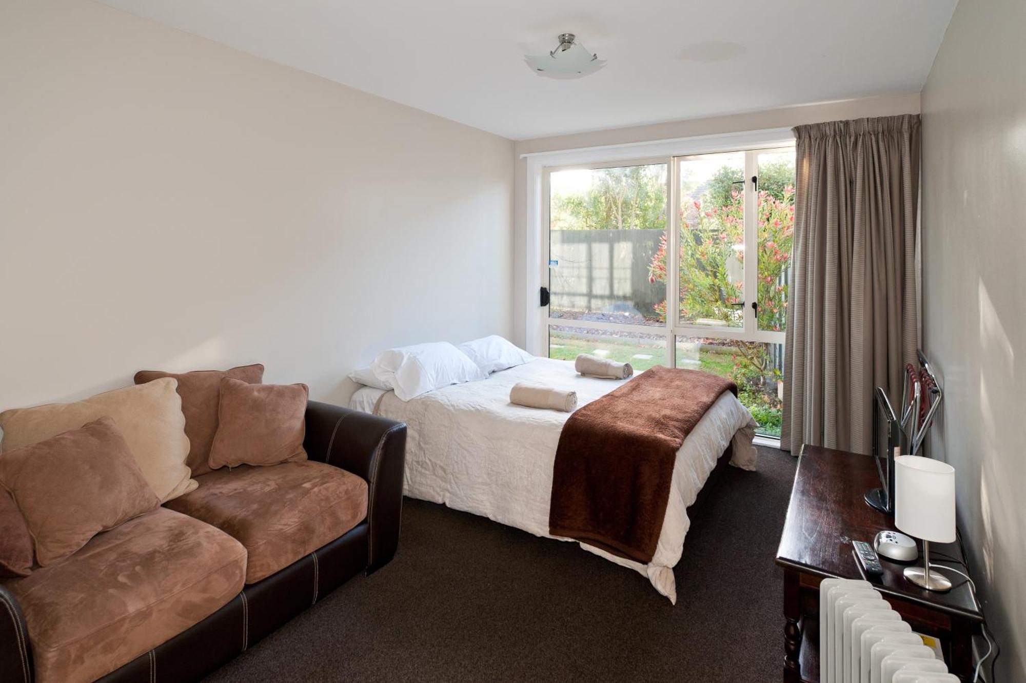 85 On Bealey Hostel Christchurch