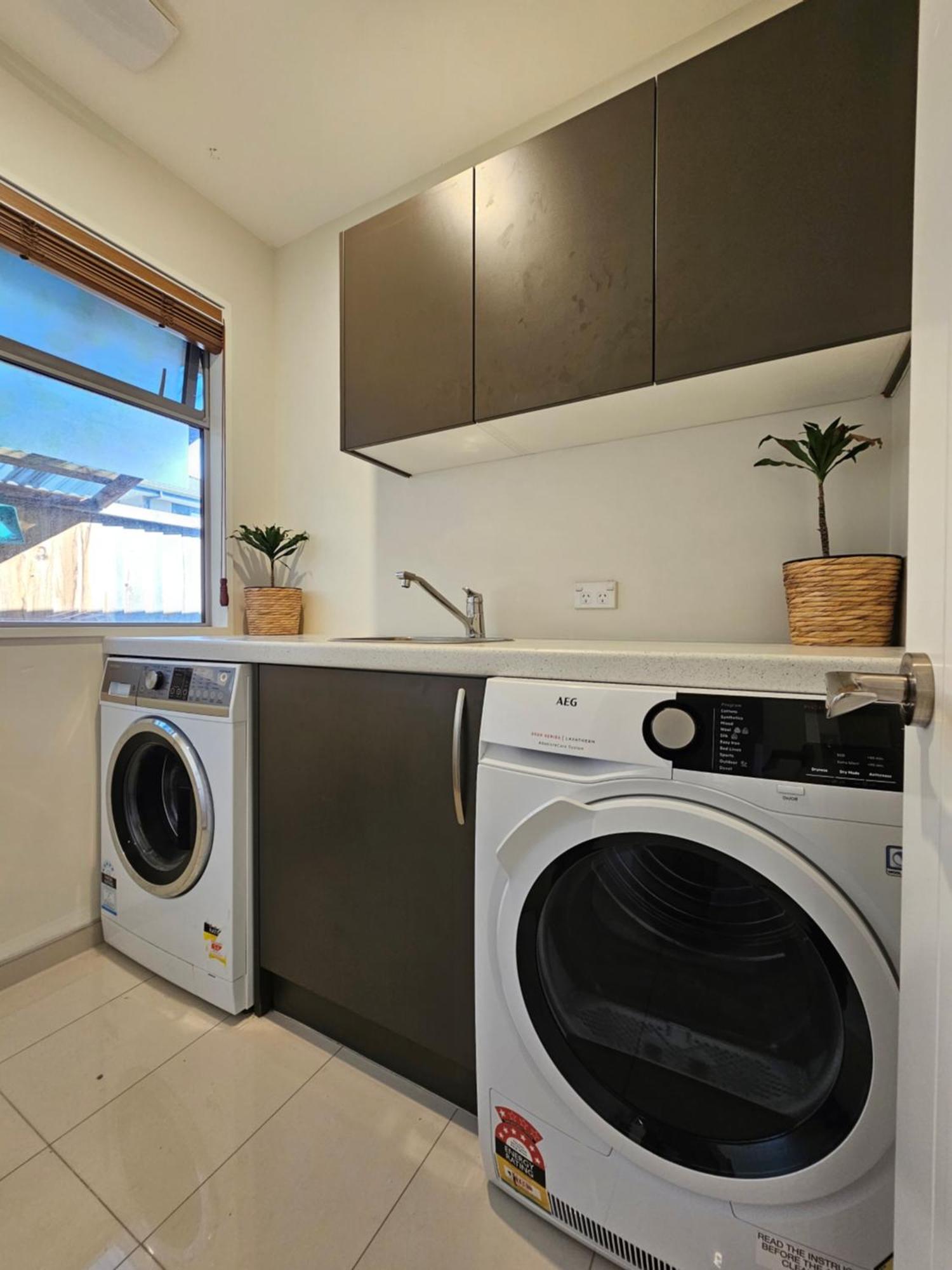 Azena & Motel Christchurch