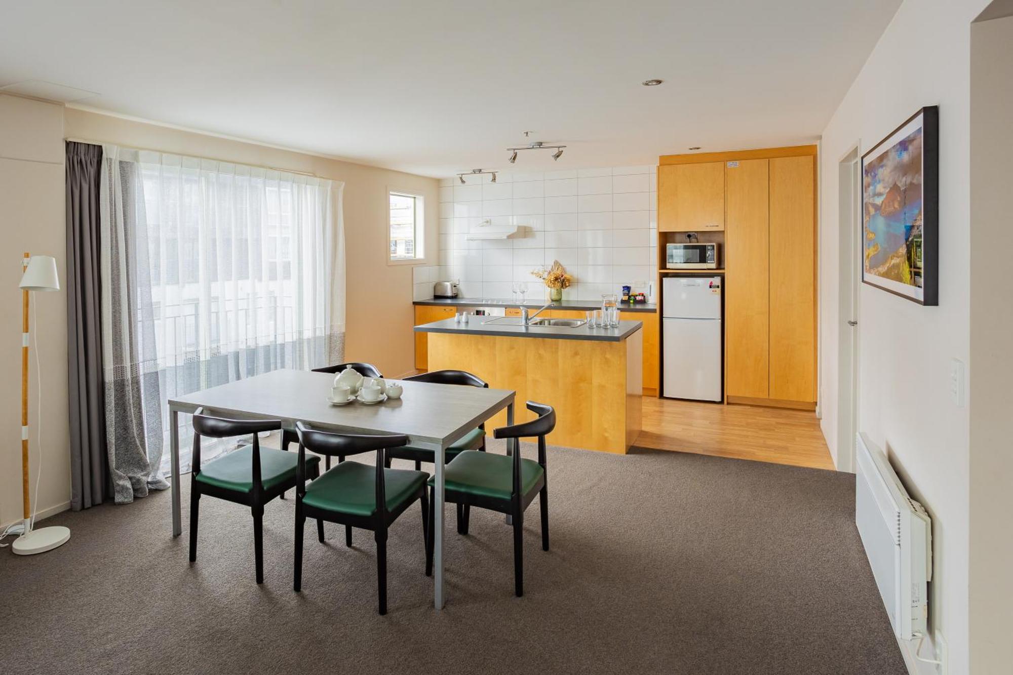 Aparthotel Quest Cathedral Junction Serviced 4*