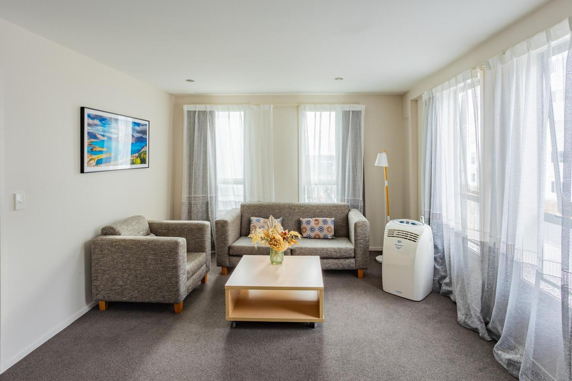 Aparthotel Quest Cathedral Junction Serviced