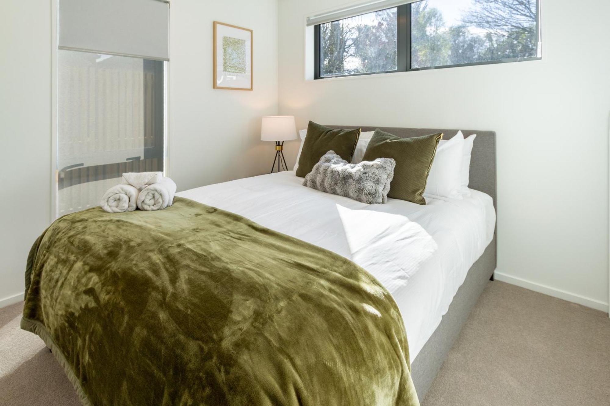 Park And 4br Townhouse Near Avon River Apartment *