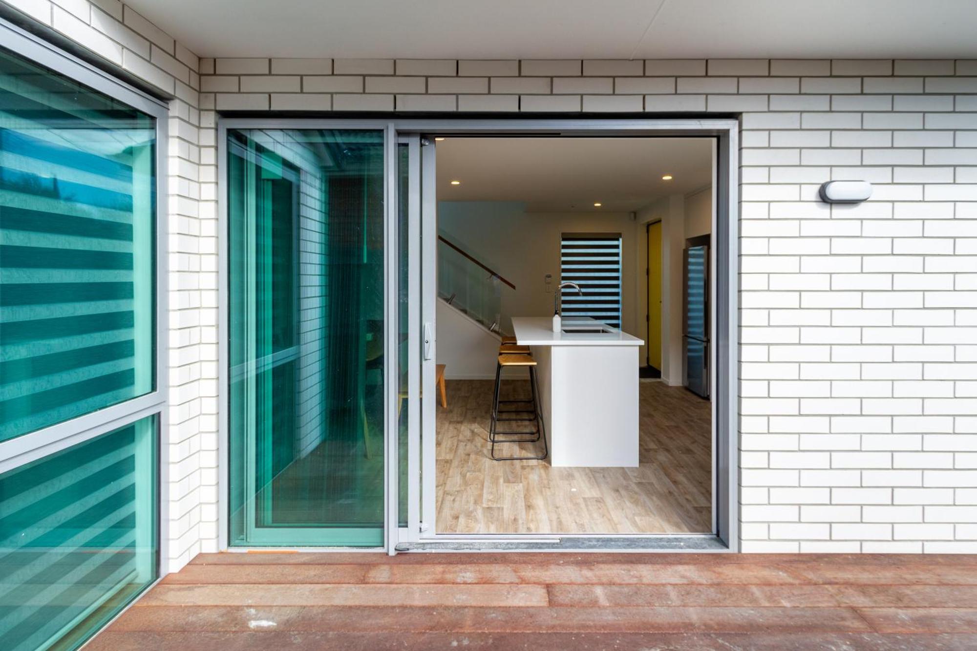 Spacious Near Avon River With Carpark * Christchurch