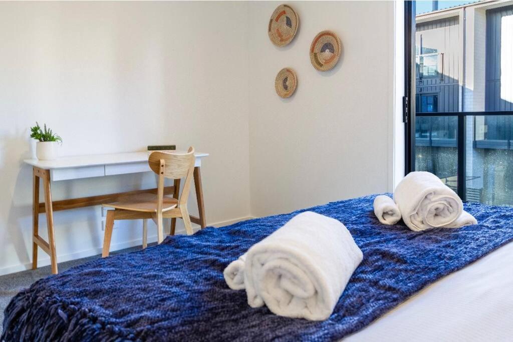 3 Minutes Walk To Riverside Market 4bed4bath Apartment