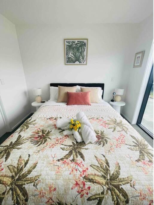3 Minutes Walk To Riverside Market 4bed4bath Apartment Christchurch