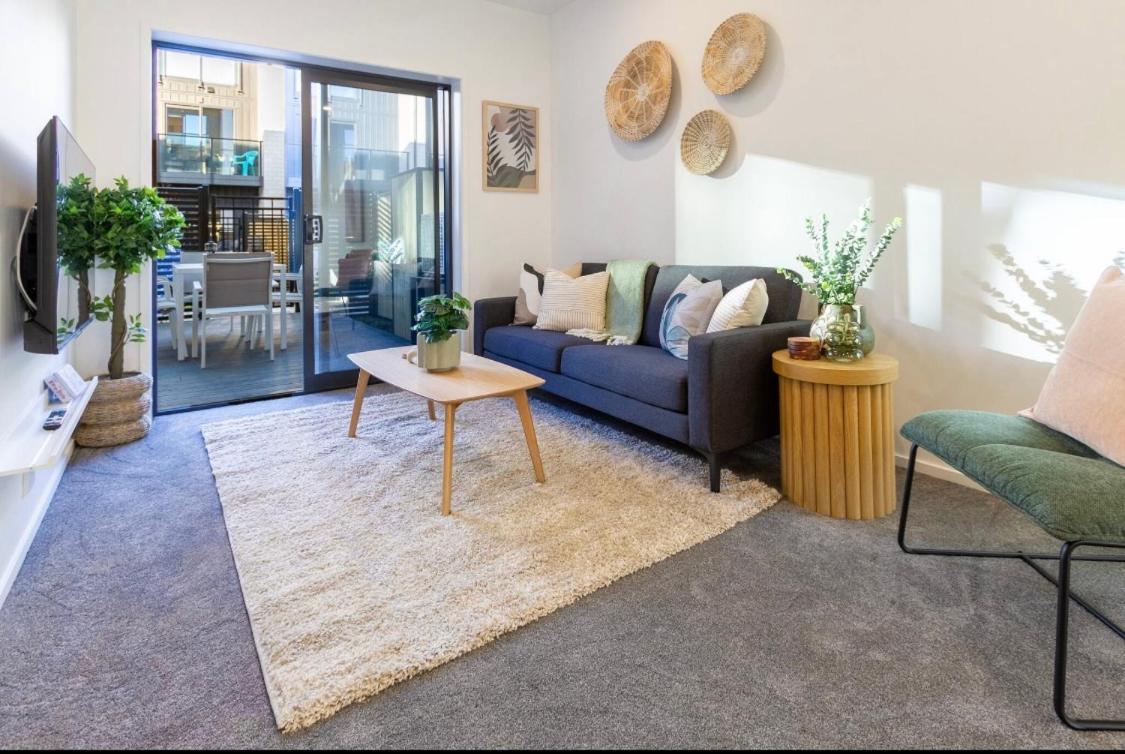 3 Minutes Walk To Riverside Market 4bed4bath Apartment Christchurch