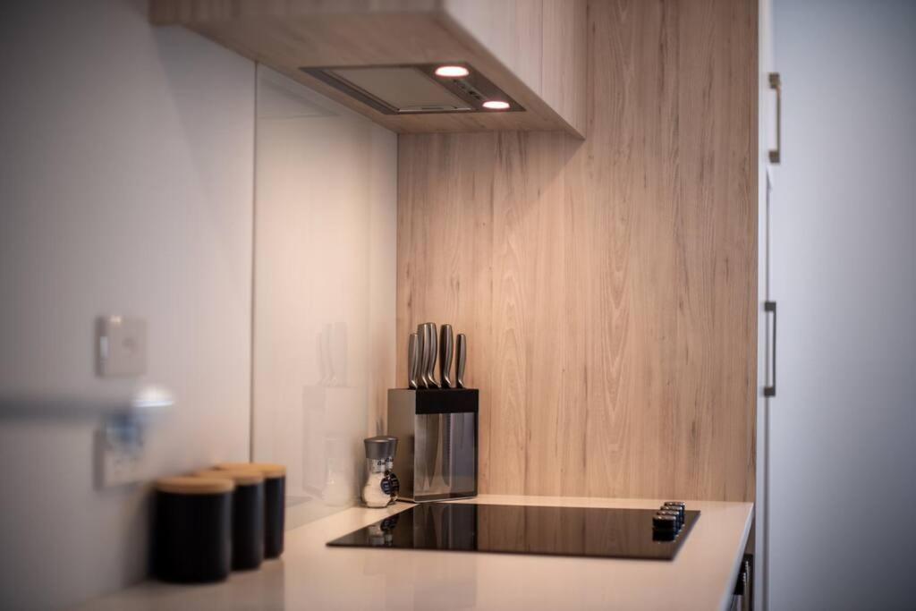 Brand New Opposite Hagley Park Close Cbd Hospital *